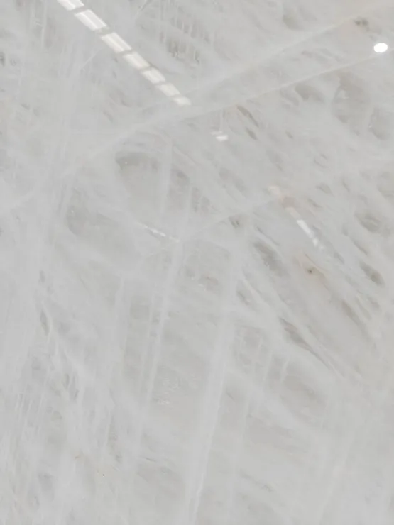 Cristallo Quartzite — Slab photograph